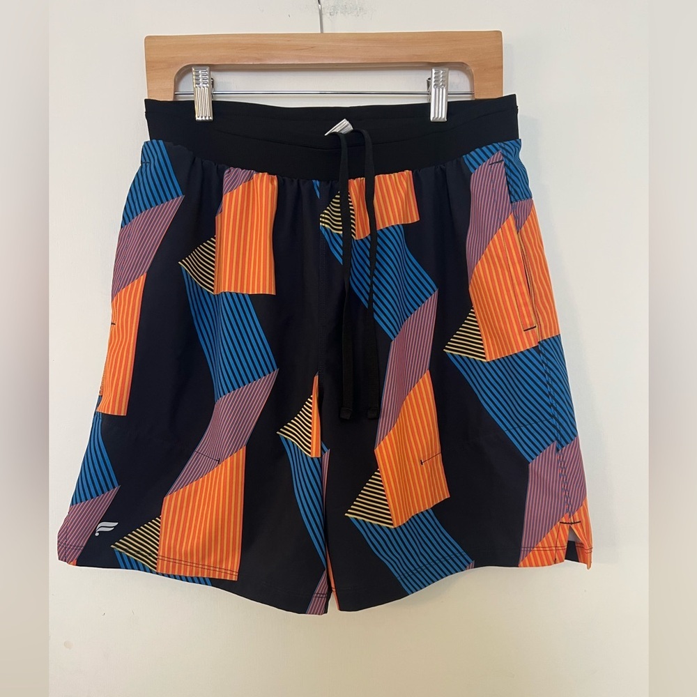 Fabletics men's The One 5" lined performance shorts multi-color size M (V118)